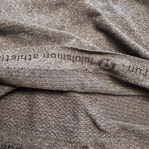 Lululemon Shirt Women's 6 Heathered Gray Swiftly Tech Long-Sleeve 2.0 Hip Length - Picture 5 of 9